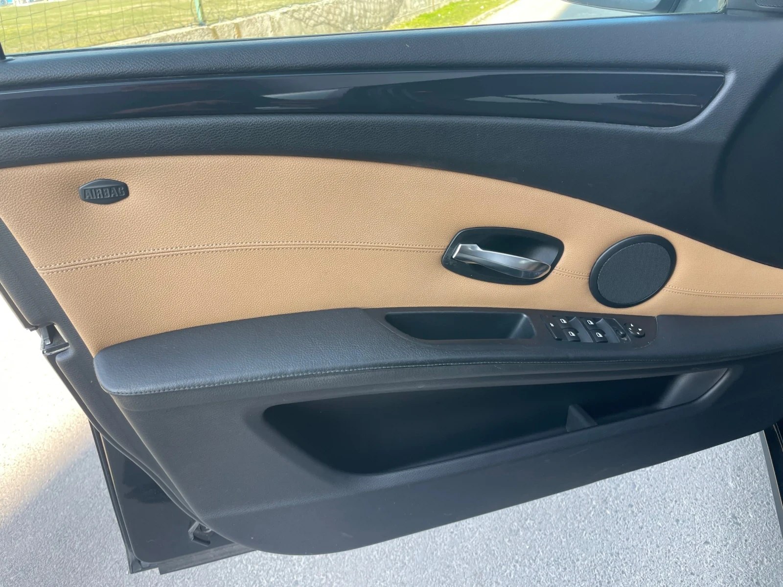 BMW 525 FACE/M57/КОЖА/Подгрев/М волан/Много запазена, снимка 10 - Автомобили и джипове - 53916183