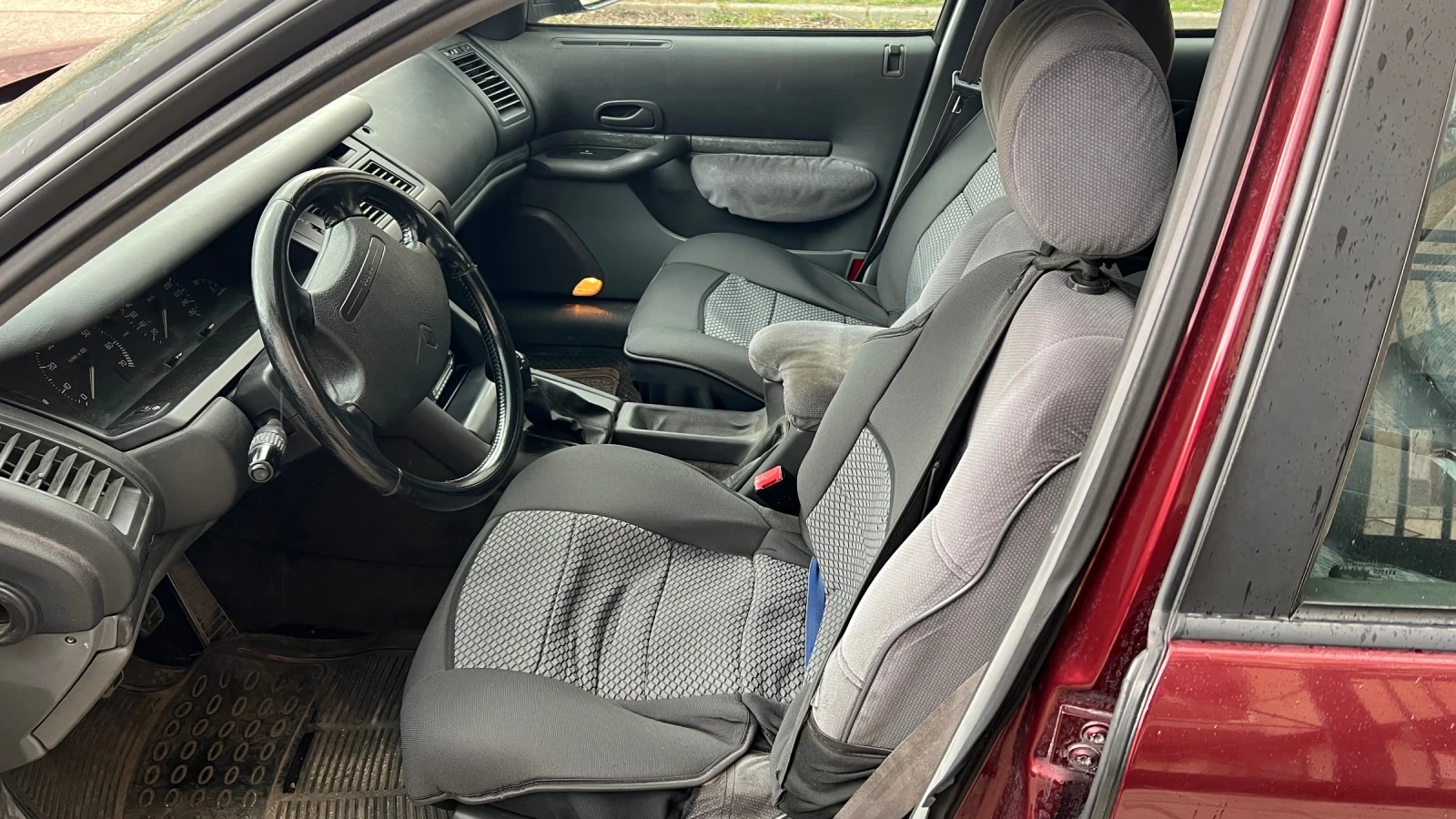 Renault Safrane, снимка 7 - Автомобили и джипове - 53935899