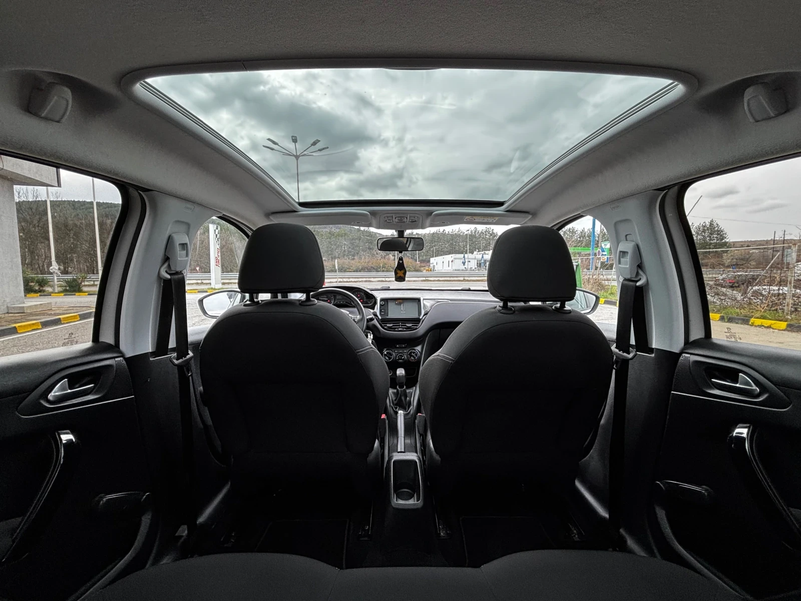 Peugeot 208 1.6 HDI* PANORAMA* 129 000 KM* FULL* COC* KTEO* , снимка 13 - Автомобили и джипове - 53950476