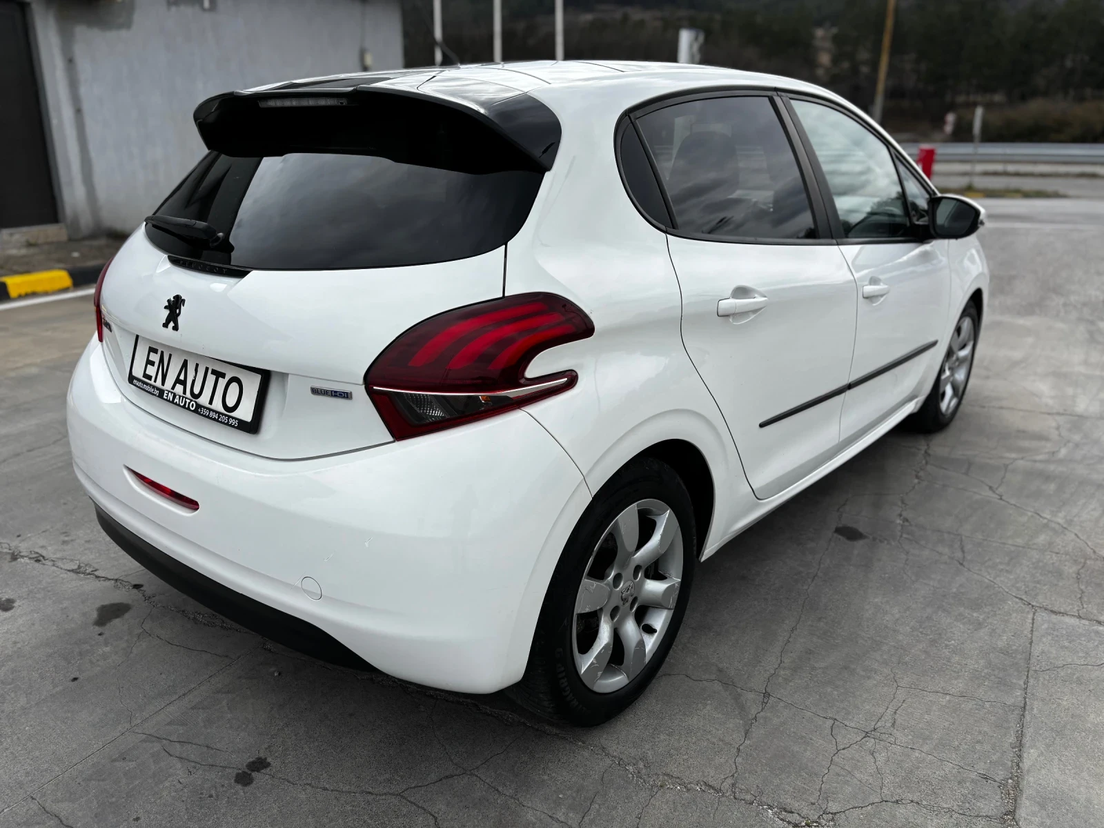 Peugeot 208 1.6 HDI* PANORAMA* 129 000 KM* FULL* COC* KTEO* , снимка 4 - Автомобили и джипове - 53950476