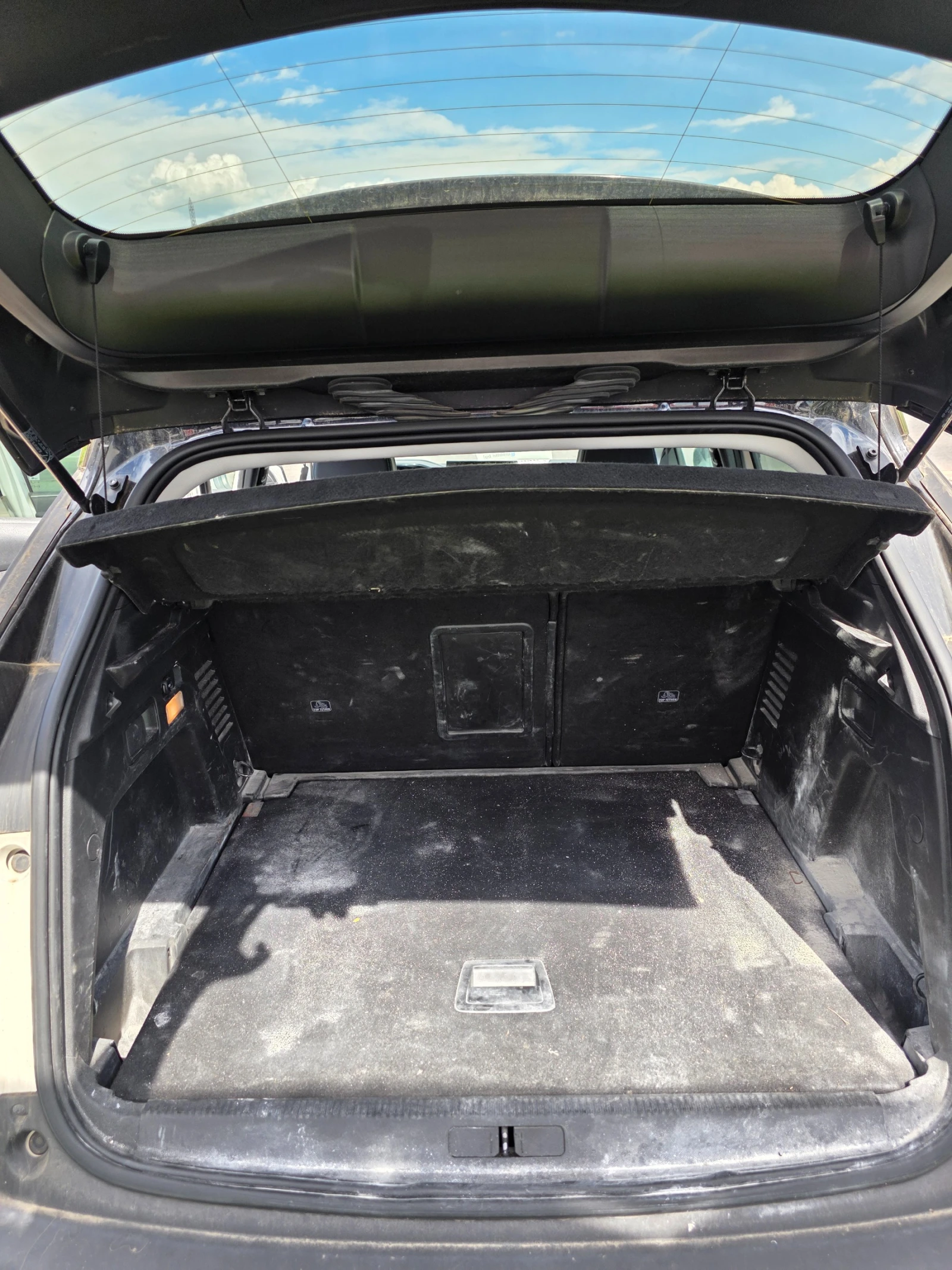 Peugeot 3008  на части, снимка 11 - Автомобили и джипове - 54566322