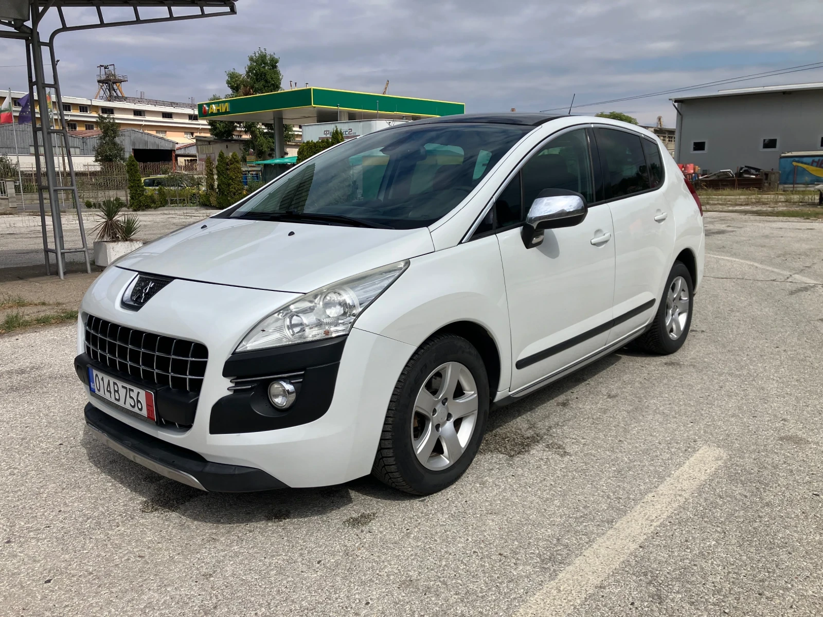 Peugeot 3008 2.0HDI-150kc-Allure-NAVI