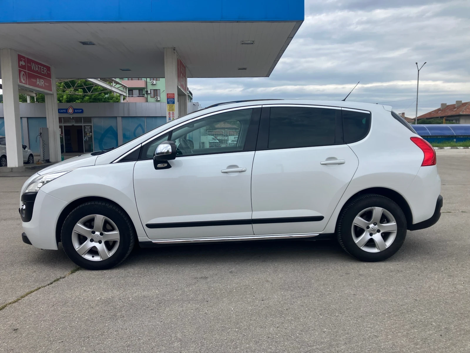 Peugeot 3008 2.0HDI-150kc-Allure-NAVI, снимка 8 - Автомобили и джипове - 54884342