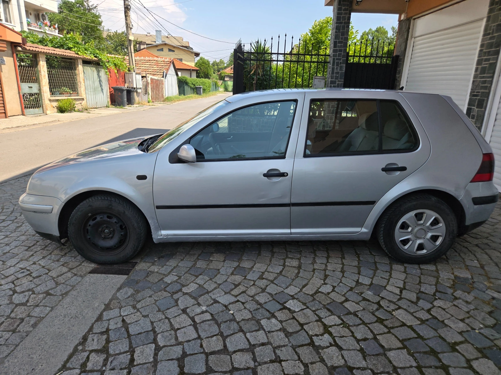 VW Golf Газов инжекцион, снимка 7 - Автомобили и джипове - 55146925