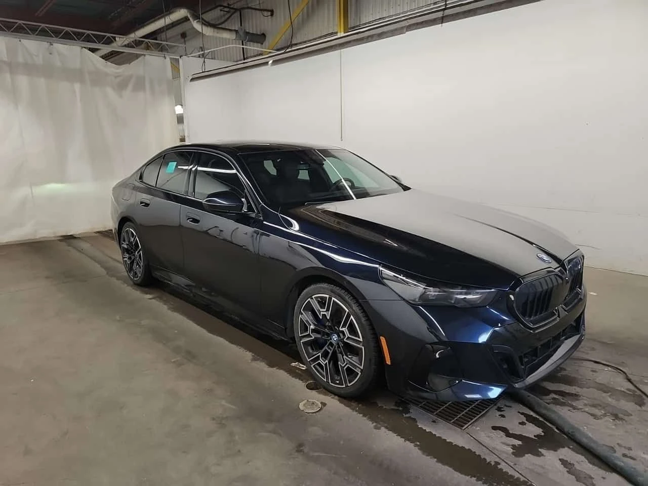 BMW i5  XDRIVE40 | HEAD-UP | PANO | ЦЕНА ДО БЪЛГАРИЯ , снимка 2 - Автомобили и джипове - 55178007