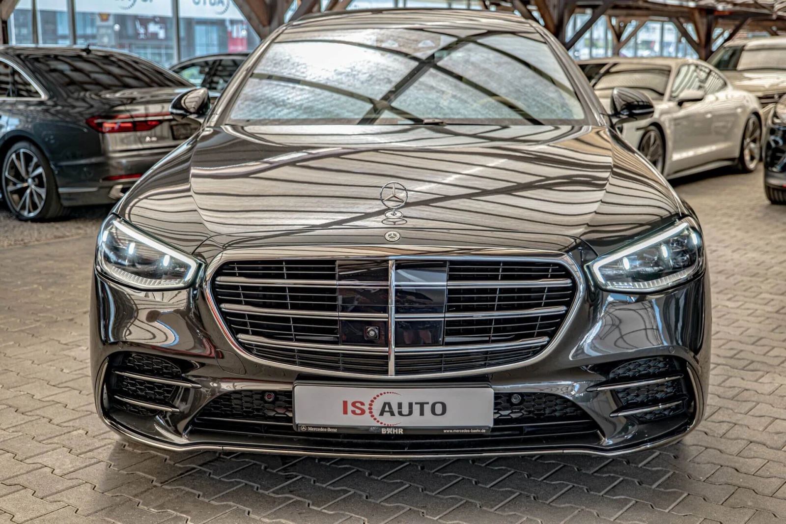 Mercedes-Benz S 580 AMG/Long/4M/RSE/HuD/Пано./Dist./Burm./Алкантар/Кам, снимка 2 - Автомобили и джипове - 55245524