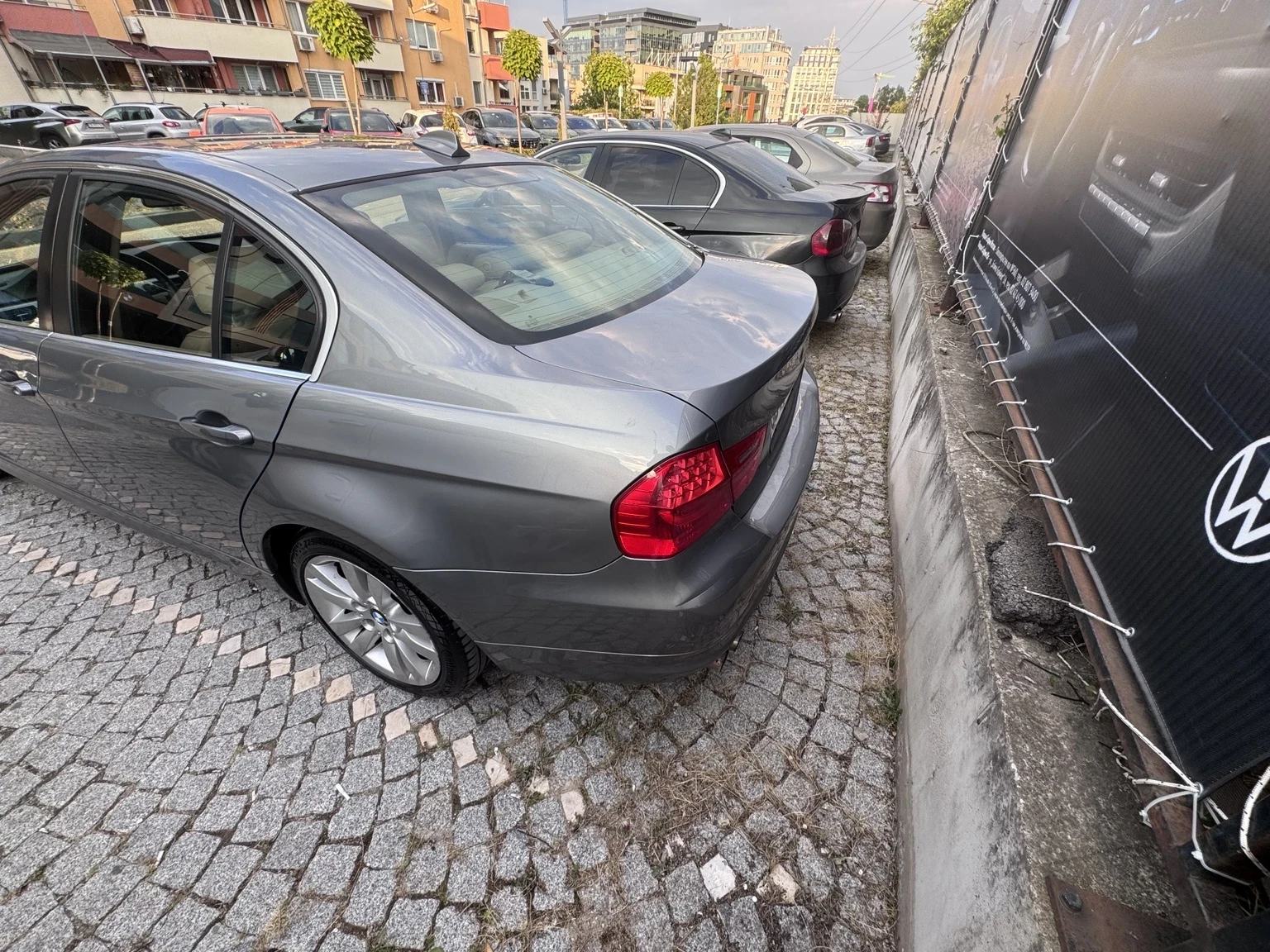 BMW 325 325i xDrive, снимка 5 - Автомобили и джипове - 55724605