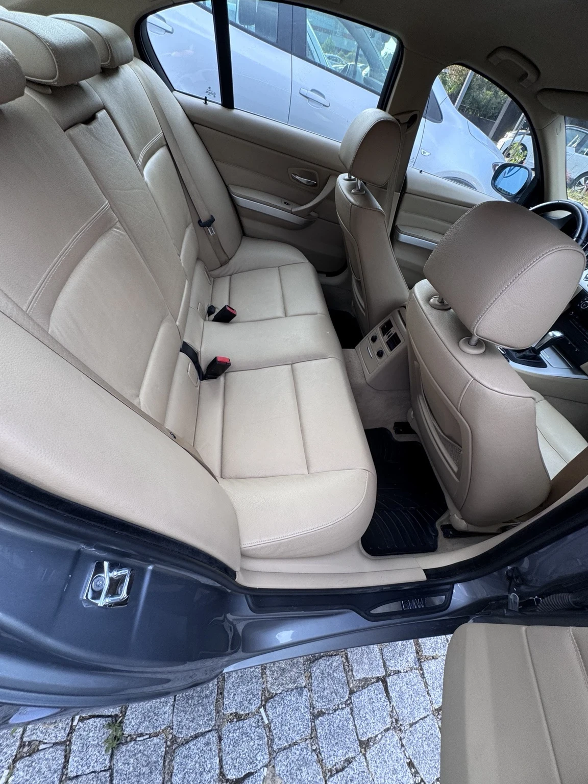 BMW 325 325i xDrive, снимка 8 - Автомобили и джипове - 55724605