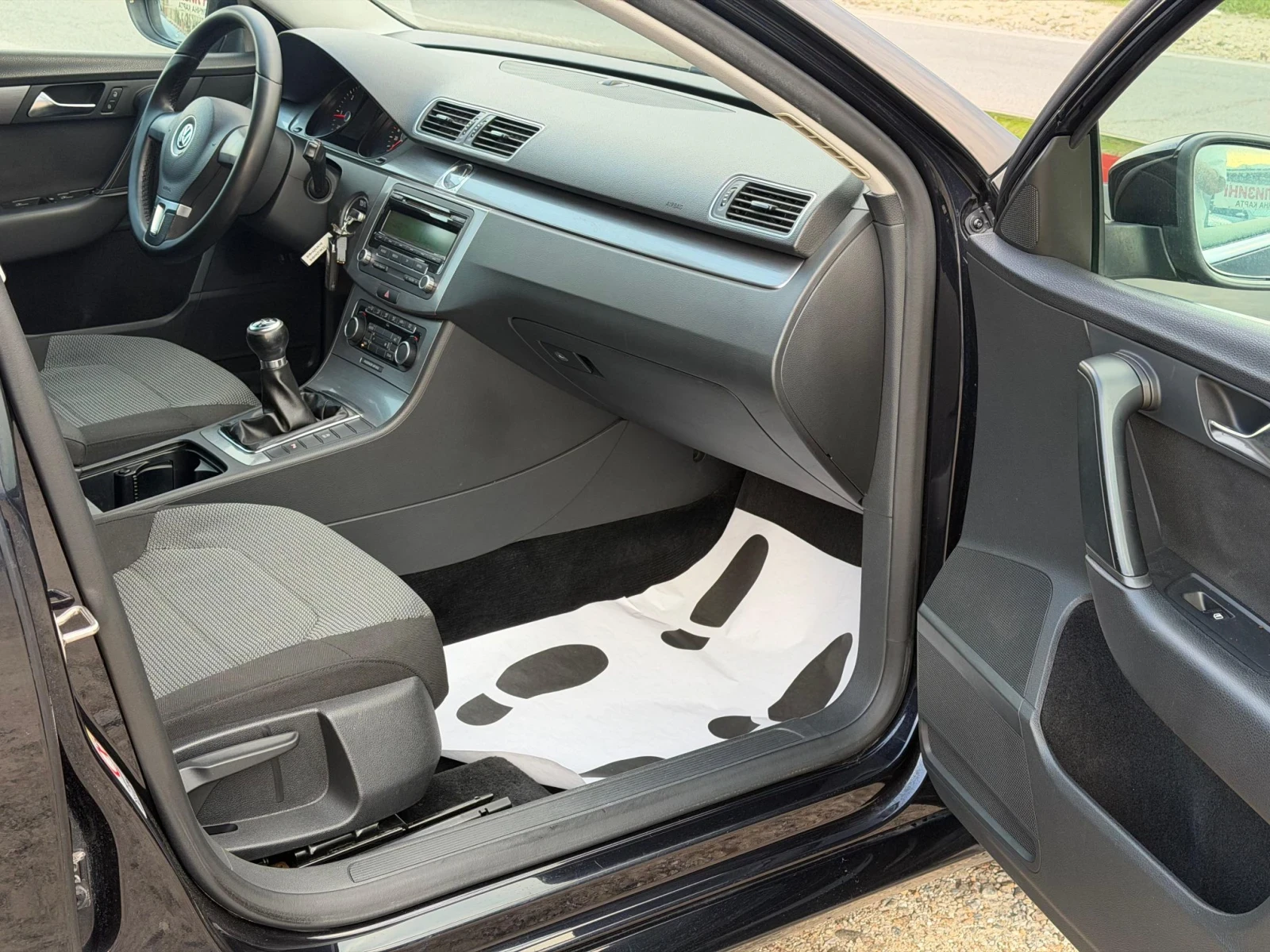 VW Passat 2.0TDI 140K.S  6S.K..������ | Mobile.bg � ����������� 13
