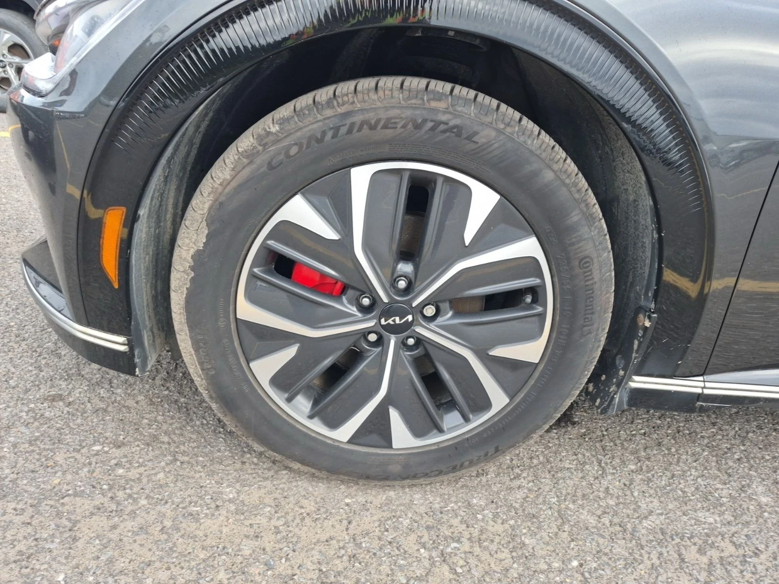 Kia EV6 LONG RANGE* 4x4* Back cam* Подгрев* 2ключа, снимка 5 - Автомобили и джипове - 56255668
