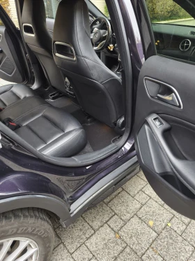 Mercedes-Benz GLA 220 4MATIC AMG SPORT, снимка 15