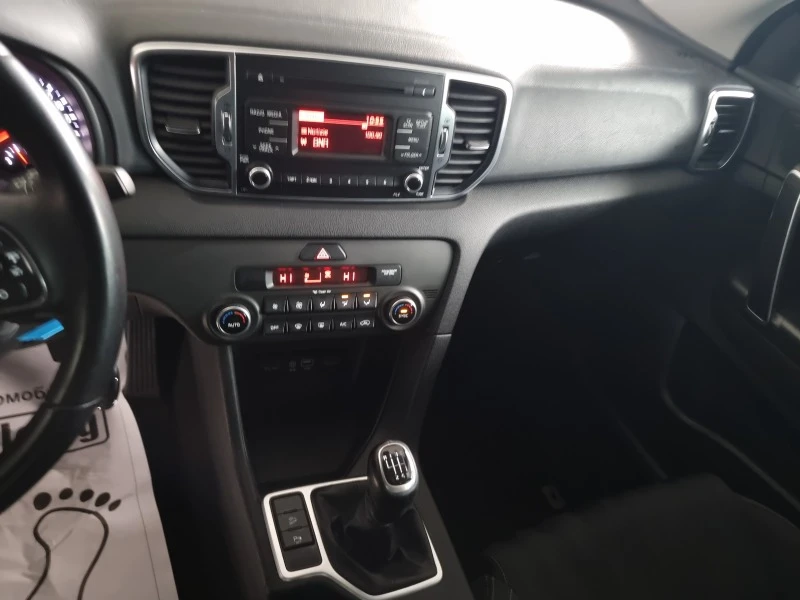 Kia Sportage 1.6 BENZIN 132 KN, снимка 15 - Автомобили и джипове - 43380238