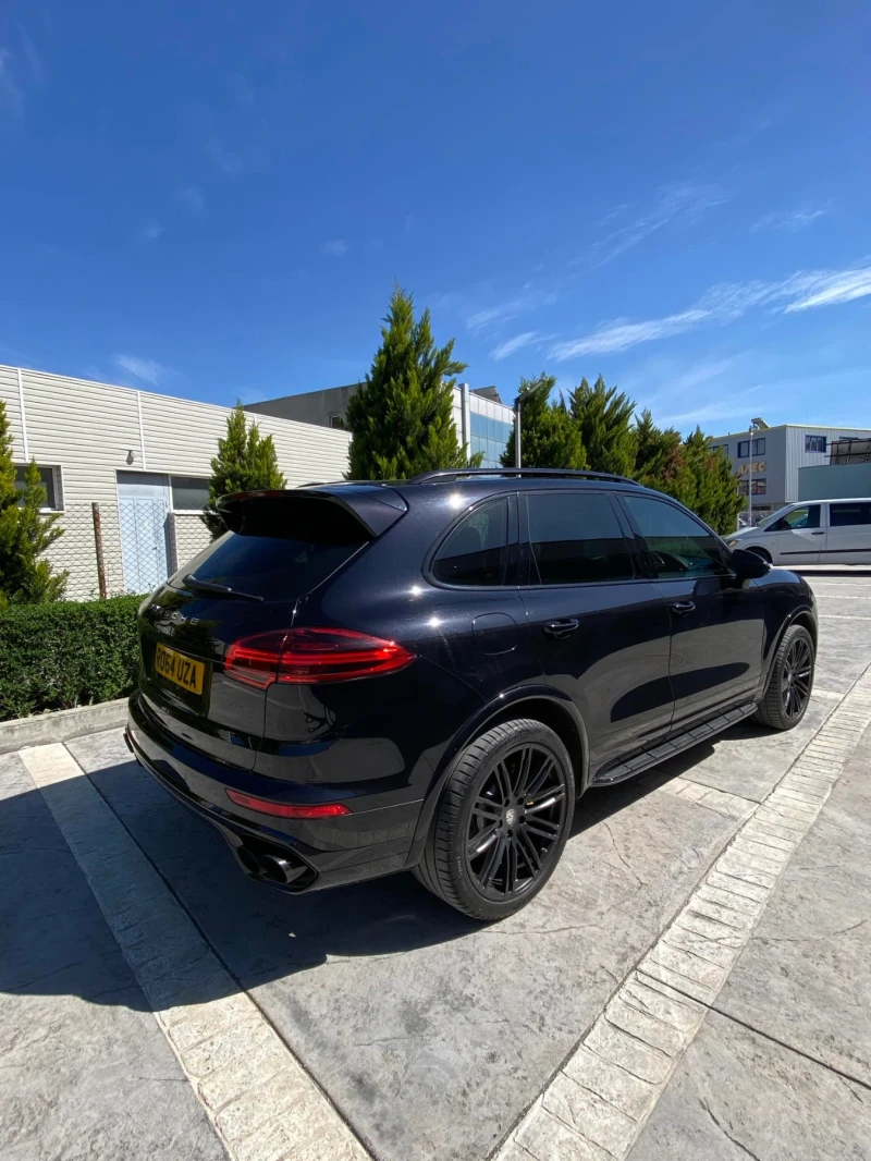 Porsche Cayenne, снимка 3 - Автомобили и джипове - 47487073