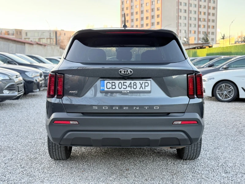 Kia Sorento 2.5i/4x4/7местен/185hp/51000km/, снимка 6 - Автомобили и джипове - 49581445