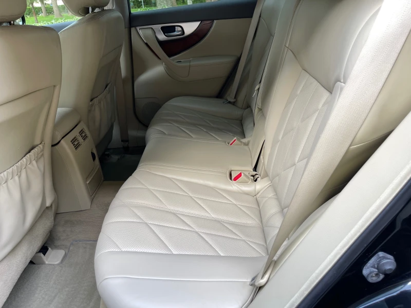 Infiniti Fx 50 S#V8#390KC#ЛИЗИНГ#KATO HOB!, снимка 9 - Автомобили и джипове - 49939438