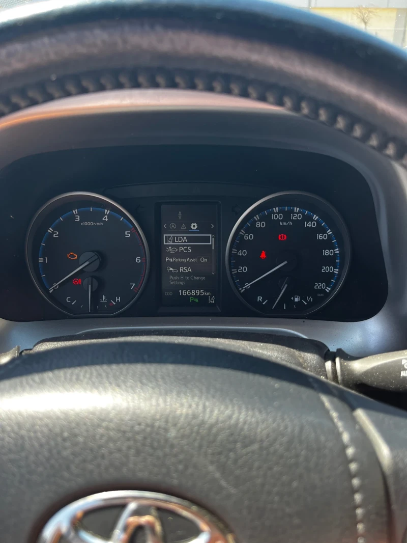 Toyota Rav4 2.0 D, снимка 12 - Автомобили и джипове - 50800073