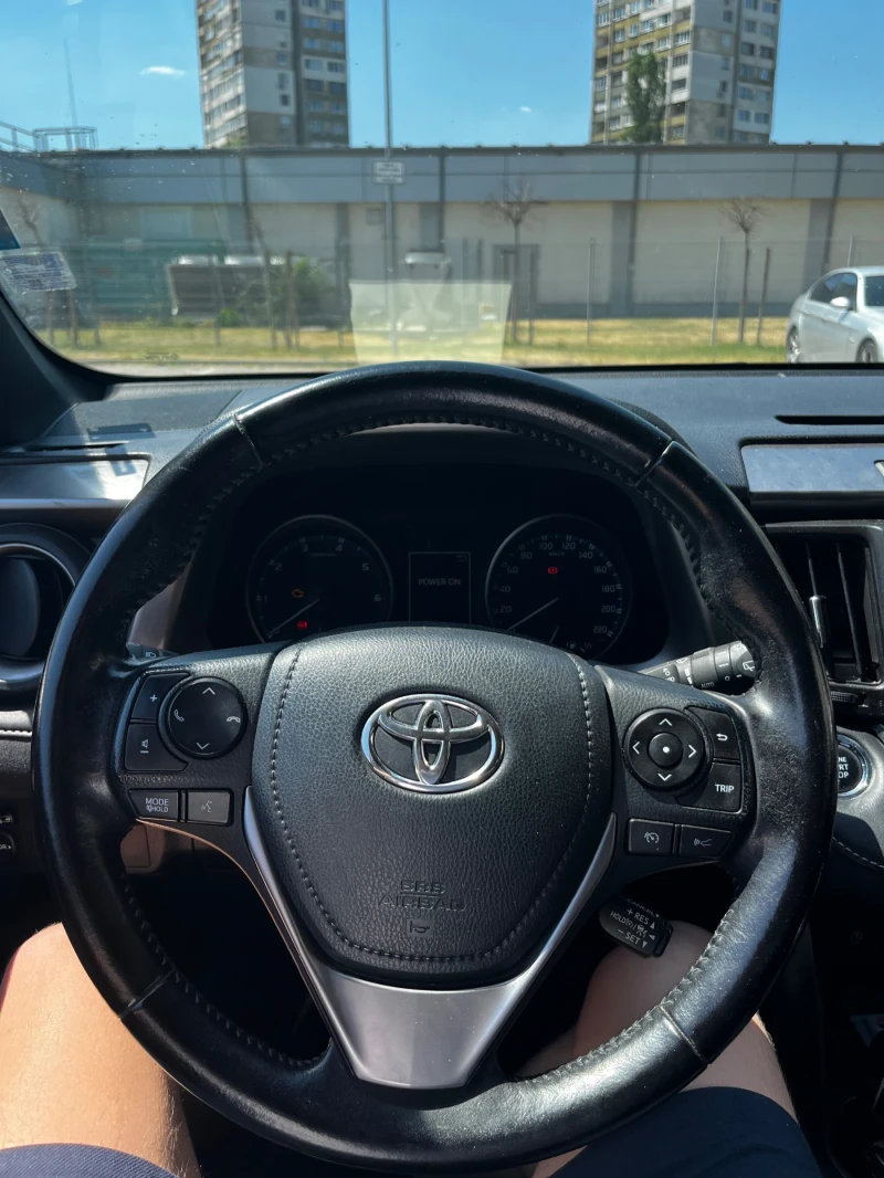Toyota Rav4 2.0 D, снимка 8 - Автомобили и джипове - 50800073