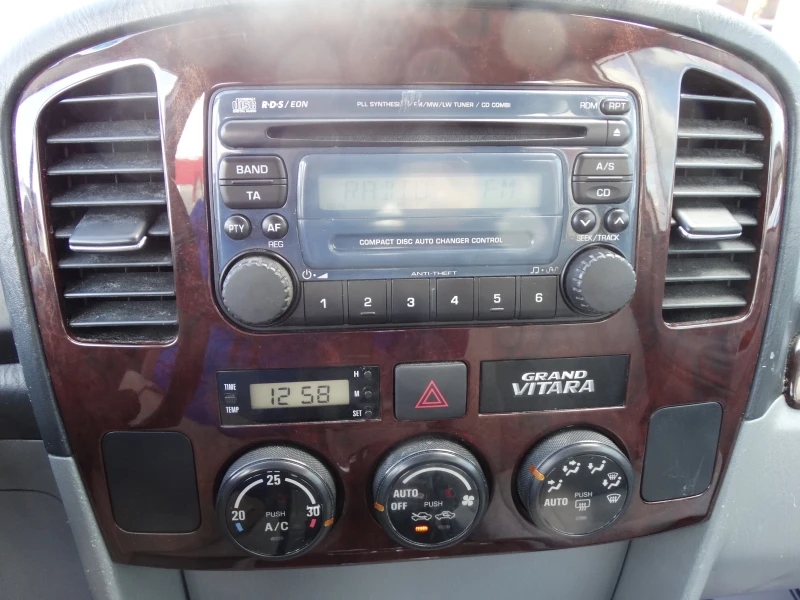 Suzuki XL-7 2.7 v6 AVTOMATIK, снимка 15 - Автомобили и джипове - 52886043