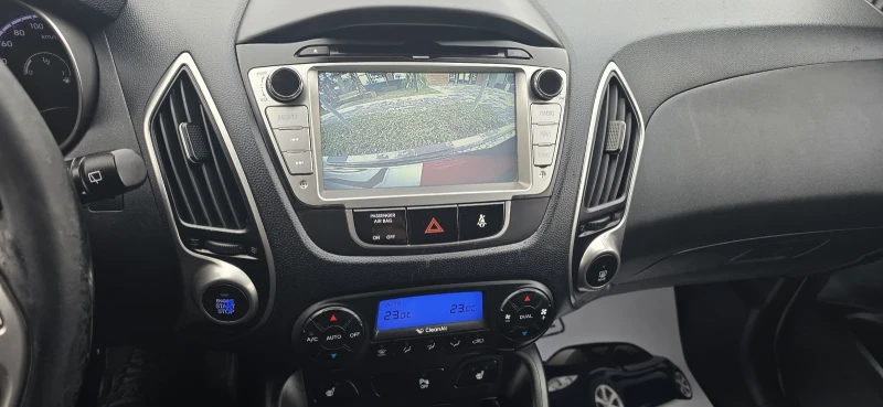 Hyundai IX35 2.0i 163к.с. КЕЙЛЕС/КАМЕРА/ЛИЗИНГ, снимка 11 - Автомобили и джипове - 53053243