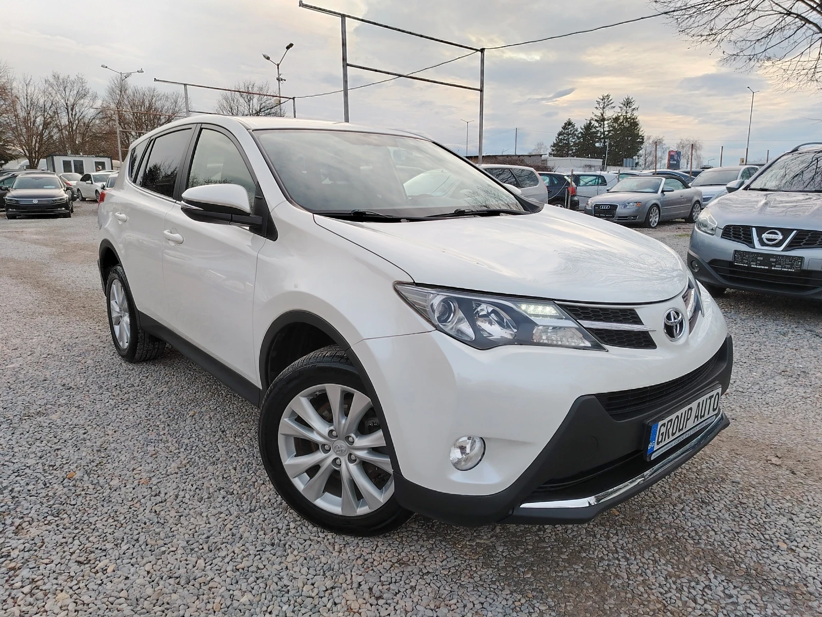 Toyota Rav4 2.2 D4D-150к.с/4x4/КЛИМАТРОНИК /НАВИГАЦИЯ!!! , снимка 1