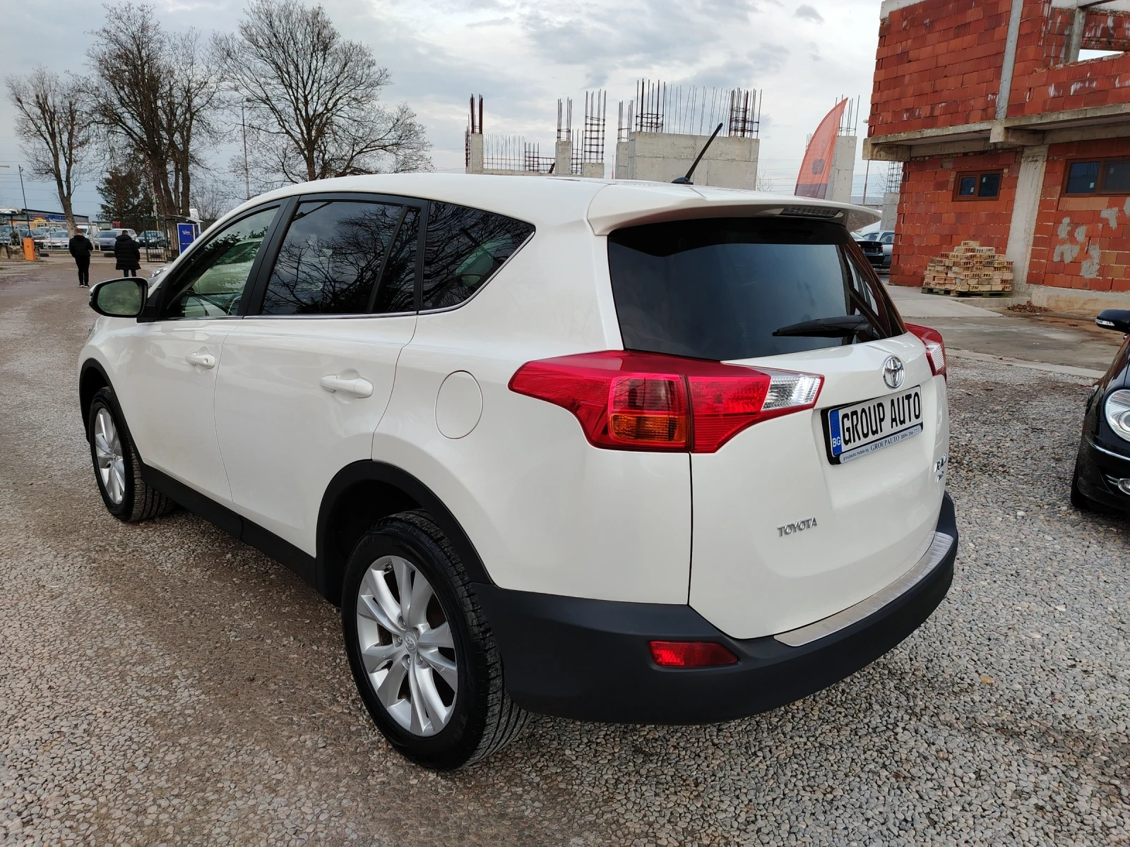 Toyota Rav4 2.2 D4D-150к.с/4x4/КЛИМАТРОНИК /НАВИГАЦИЯ!!!  - изображение 5