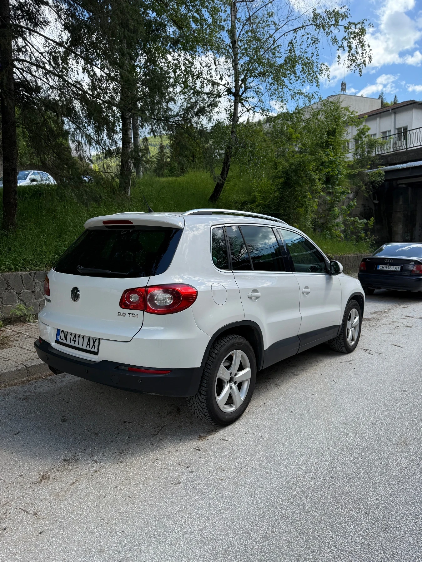 VW Tiguan 2.0 TDI 4x4 - изображение 5