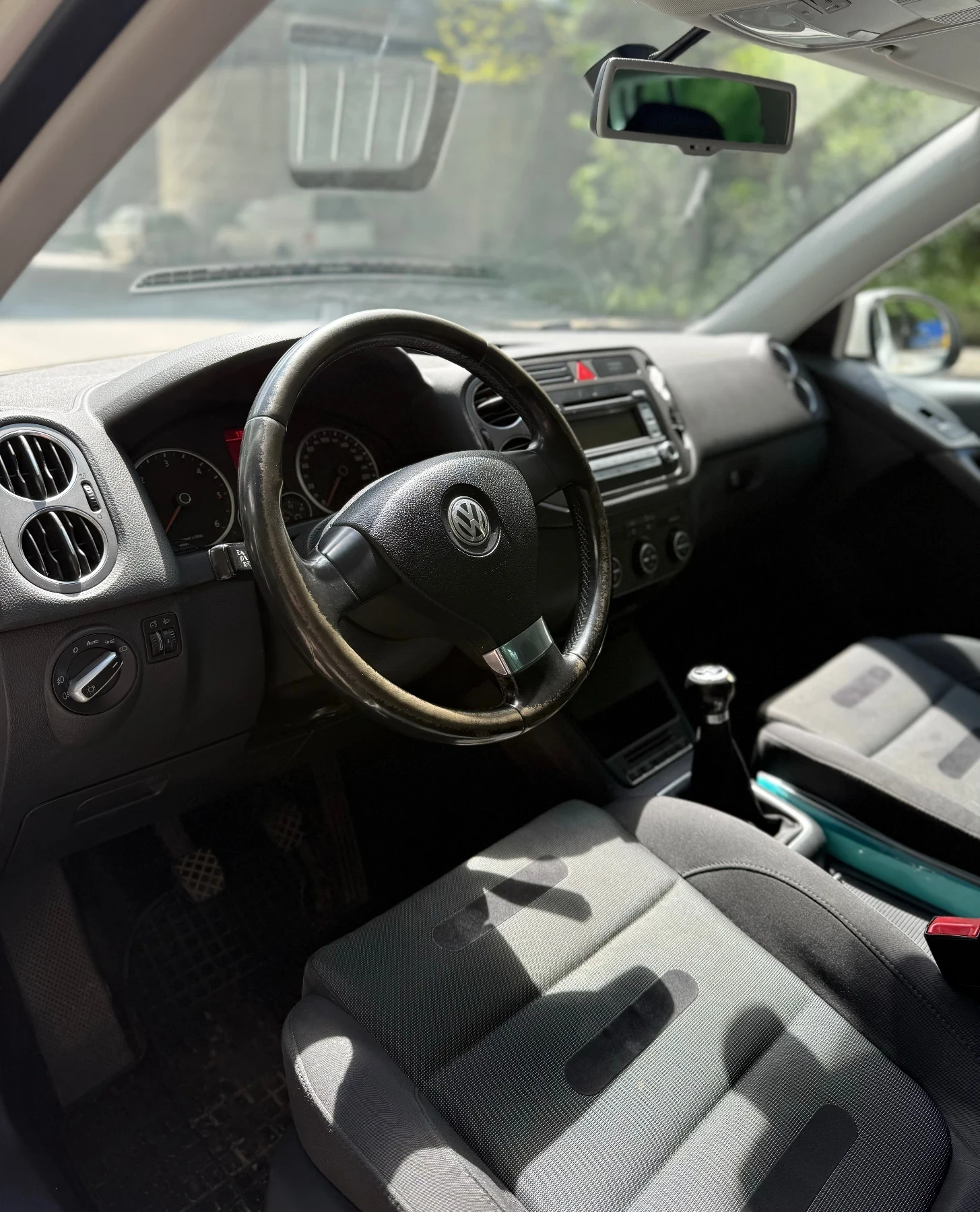 VW Tiguan 2.0 TDI 4x4 - изображение 9
