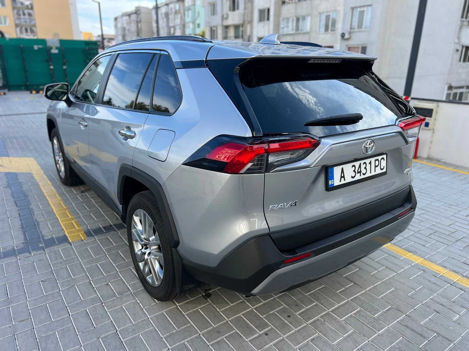 Toyota Rav4 2.5i / ОБДУХВАНЕ/ JBL музика/ 360 камери/LIMITED - изображение 4