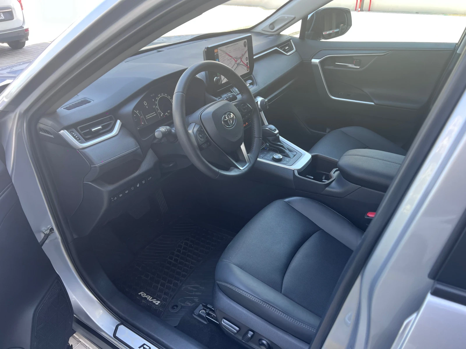 Toyota Rav4 2.5i / ОБДУХВАНЕ/ JBL музика/ 360 камери/LIMITED - изображение 6