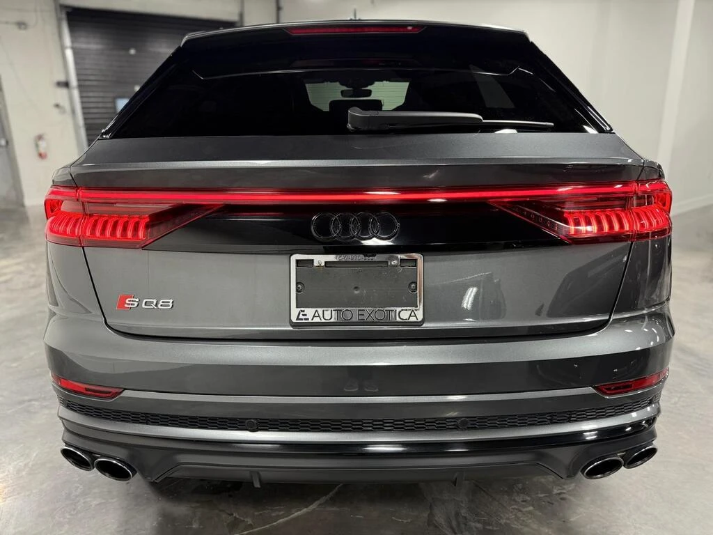 Audi SQ8 4.0 TFSI DISTRONIC/HEAD-UP/ОБДУХВАНЕ/ПОДГРЕВИ/FULL - изображение 3