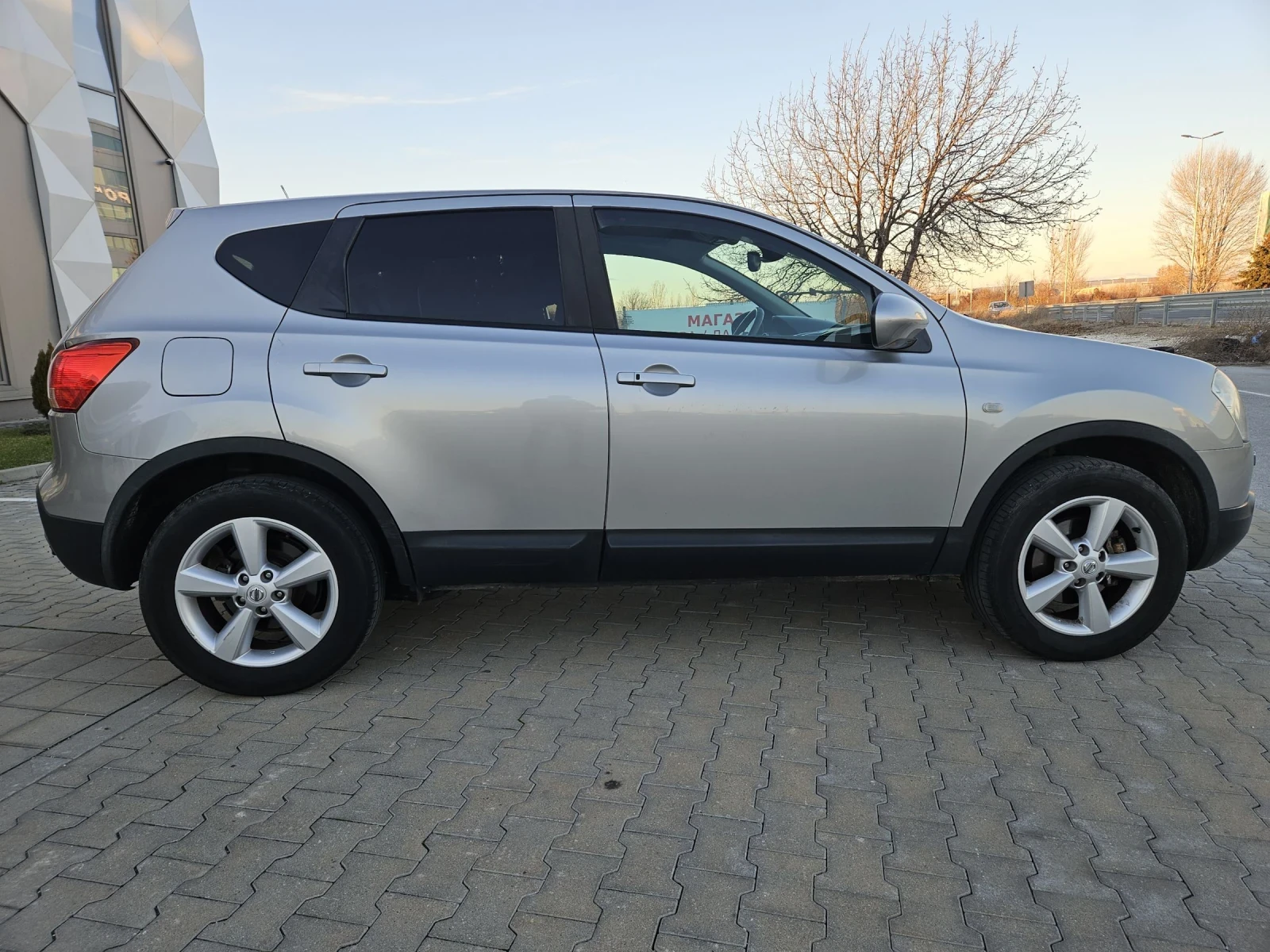 Nissan Qashqai 2.0i 4x4 SWISS EDITION  | Mobile.bg � ����������� 5