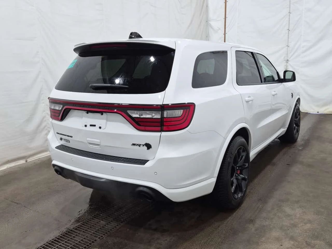 Dodge Durango * SRT HELLCAT PREMIUM * CARFAX * Eдин собственик *, снимка 3 - Автомобили и джипове - 53894364