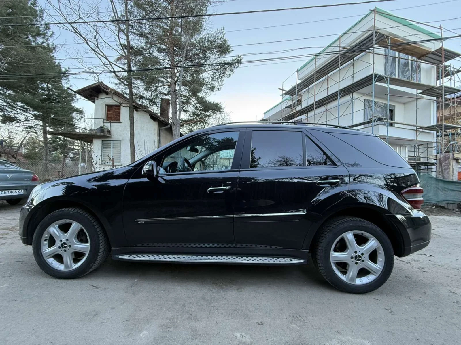 Mercedes-Benz ML 320, снимка 15 - Автомобили и джипове - 54000477