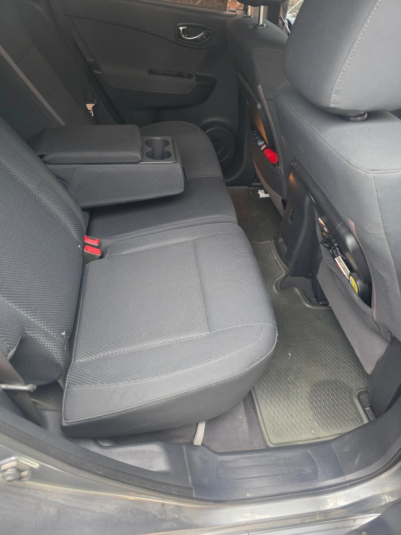 Renault Koleos 2.0Tdci 4?4 Автомат, снимка 6 - Автомобили и джипове - 54717945