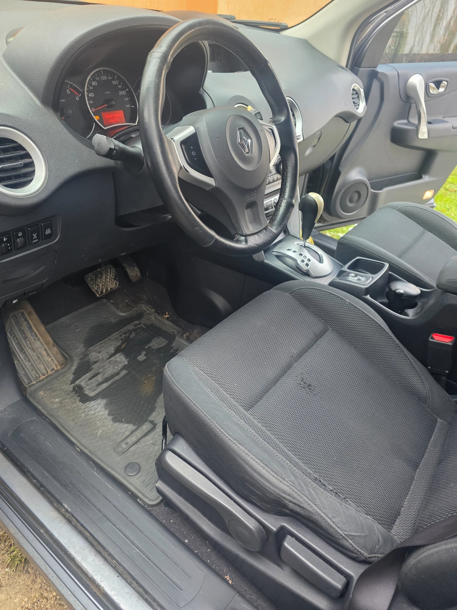 Renault Koleos 2.0Tdci 4?4 Автомат, снимка 5 - Автомобили и джипове - 54717945