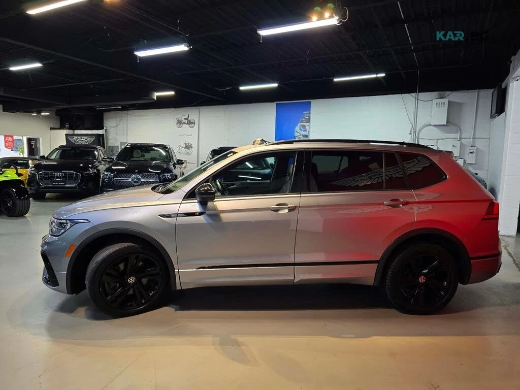 VW Tiguan R-LINE* BLACK-EDITION* PANOROOF* , снимка 4 - Автомобили и джипове - 54827552