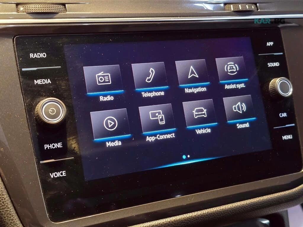VW Tiguan R-LINE* BLACK-EDITION* PANOROOF* , снимка 11 - Автомобили и джипове - 54827552