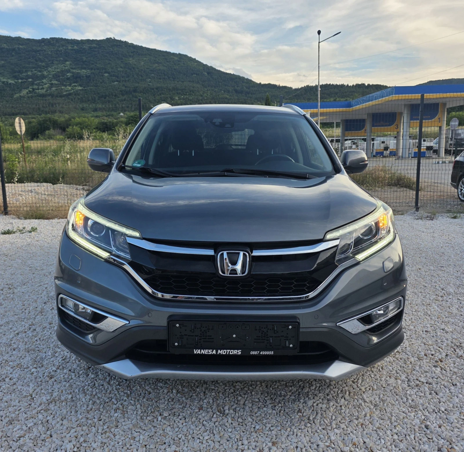 Honda Cr-v FULL SERVICE IN HONDA НАВИ КАМЕРА Подгрев , снимка 2 - Автомобили и джипове - 54858755