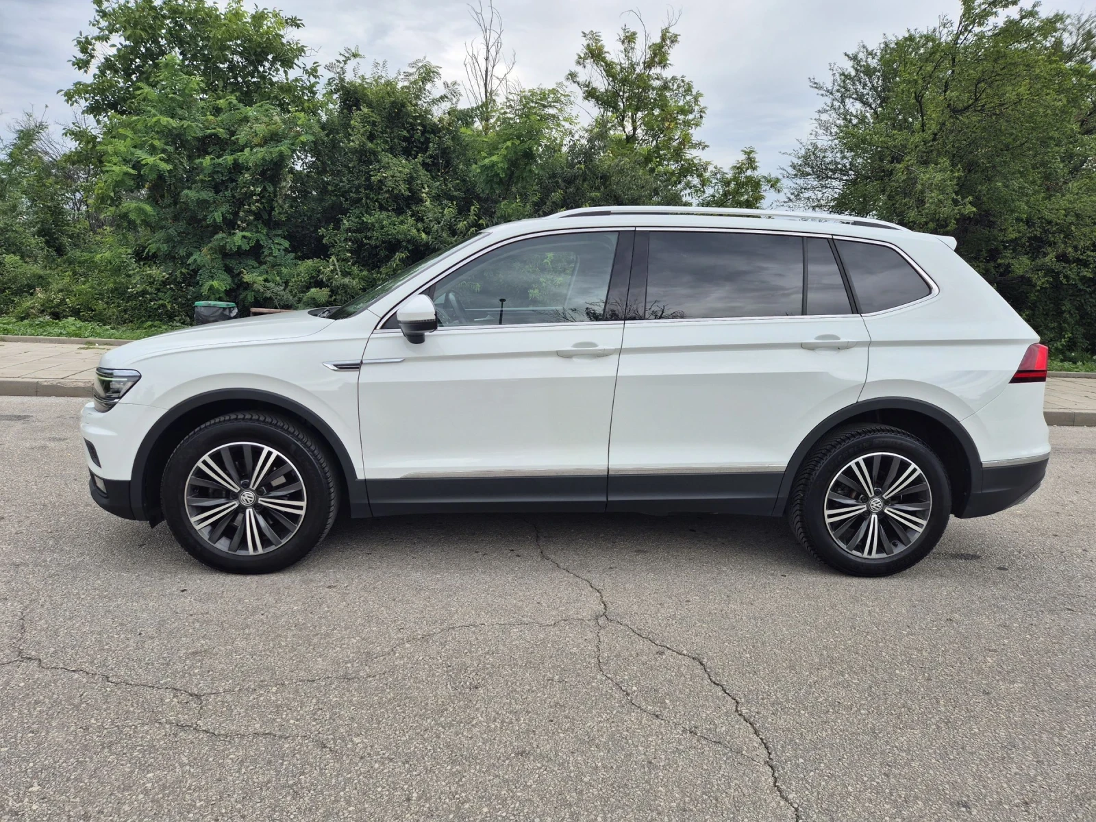 VW Tiguan Allspase 7 Местен Digital Matrix Панорама , снимка 7 - Автомобили и джипове - 55205853