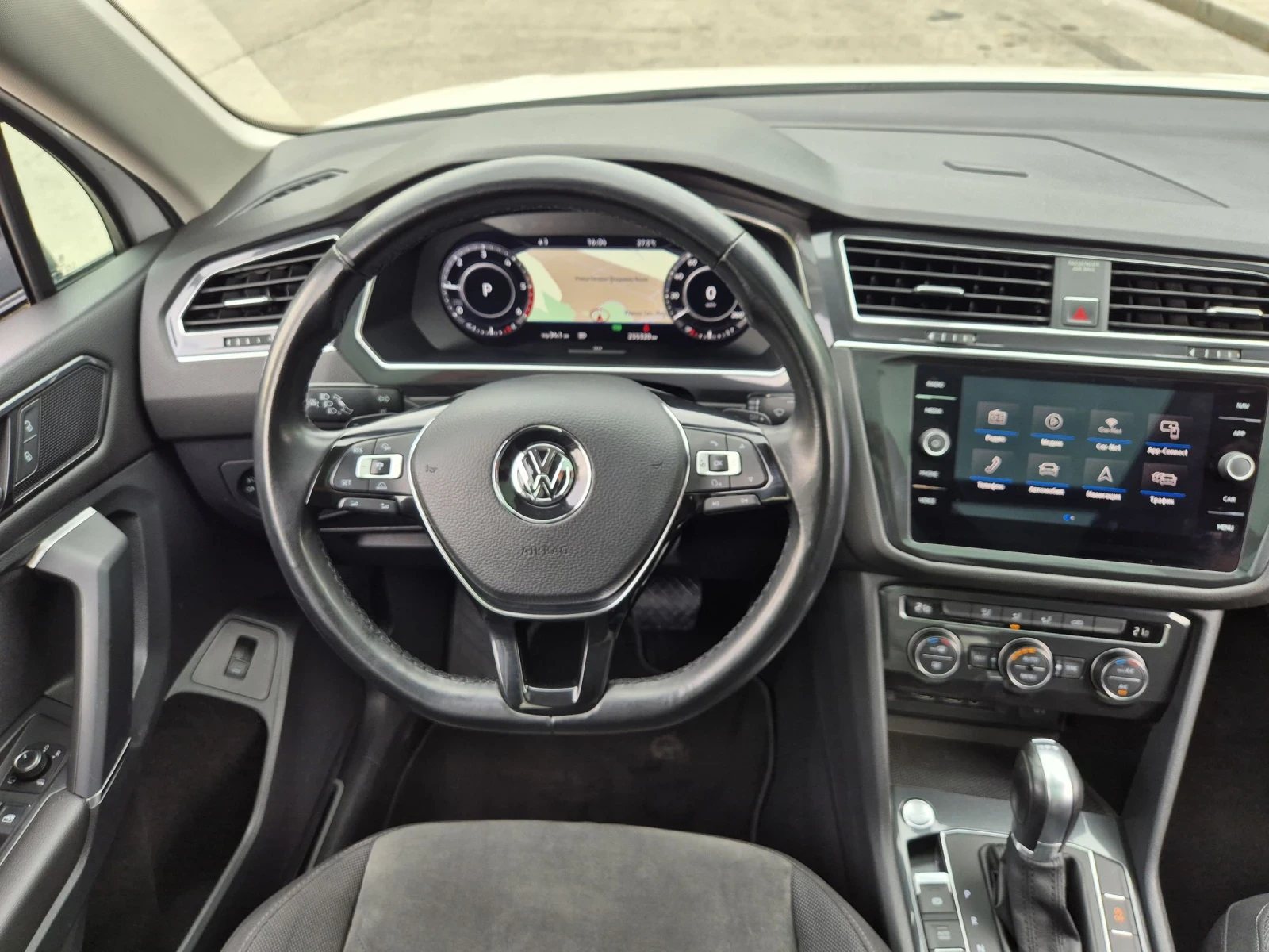 VW Tiguan Allspase 7 Местен Digital Matrix Панорама , снимка 16 - Автомобили и джипове - 55205853