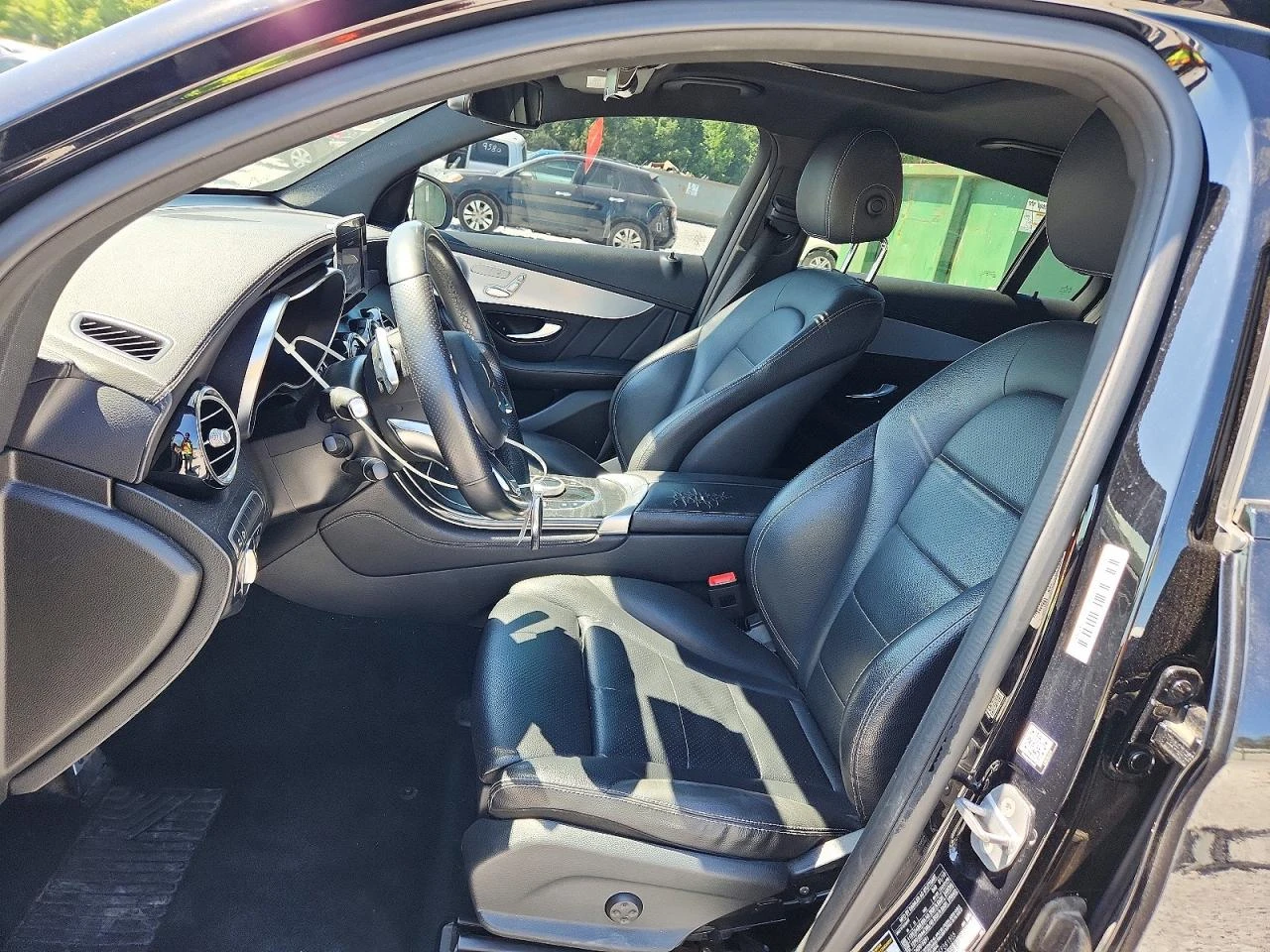 Mercedes-Benz GLC 2.0l Coupe 300 4Matic, снимка 7 - Автомобили и джипове - 55773324