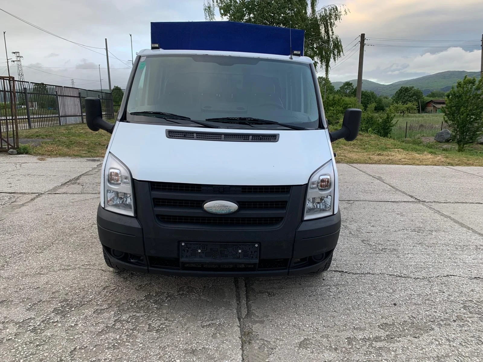 Ford Transit 3, 5т Категория В 6+ 1 места, снимка 2 - Бусове и автобуси - 54585870