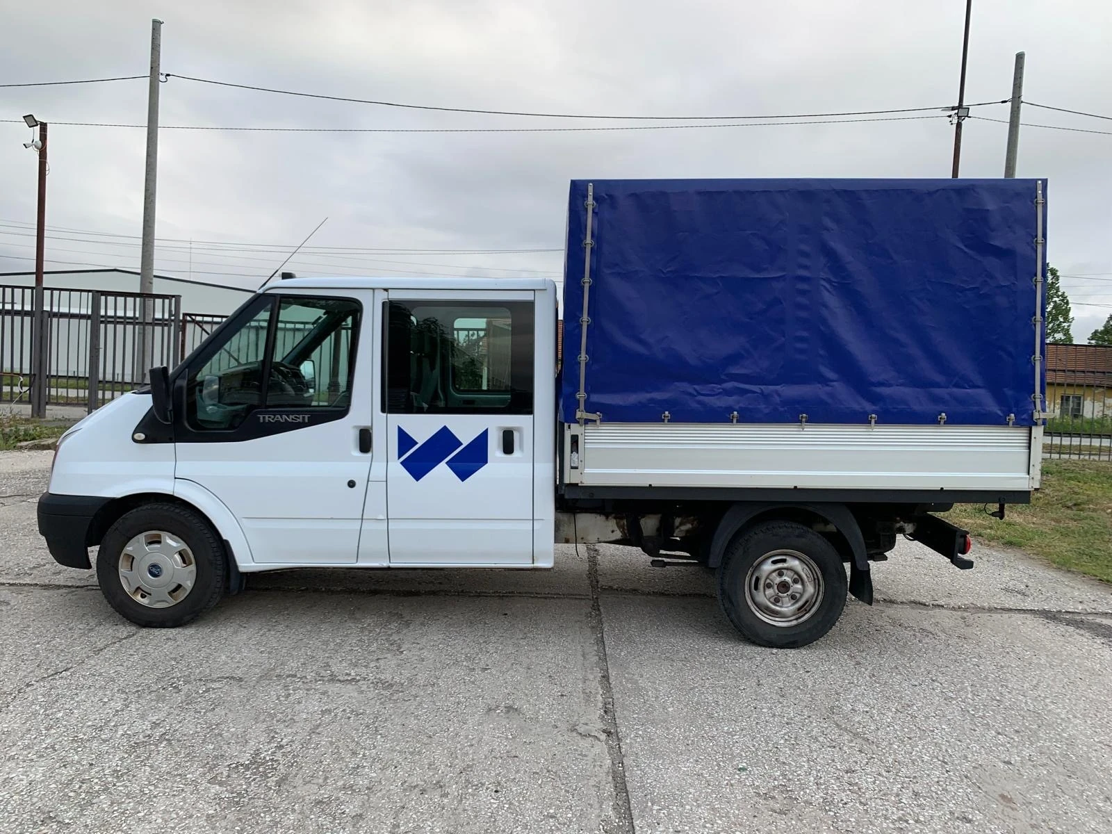 Ford Transit 3, 5т Категория В 6+ 1 места, снимка 8 - Бусове и автобуси - 54585870