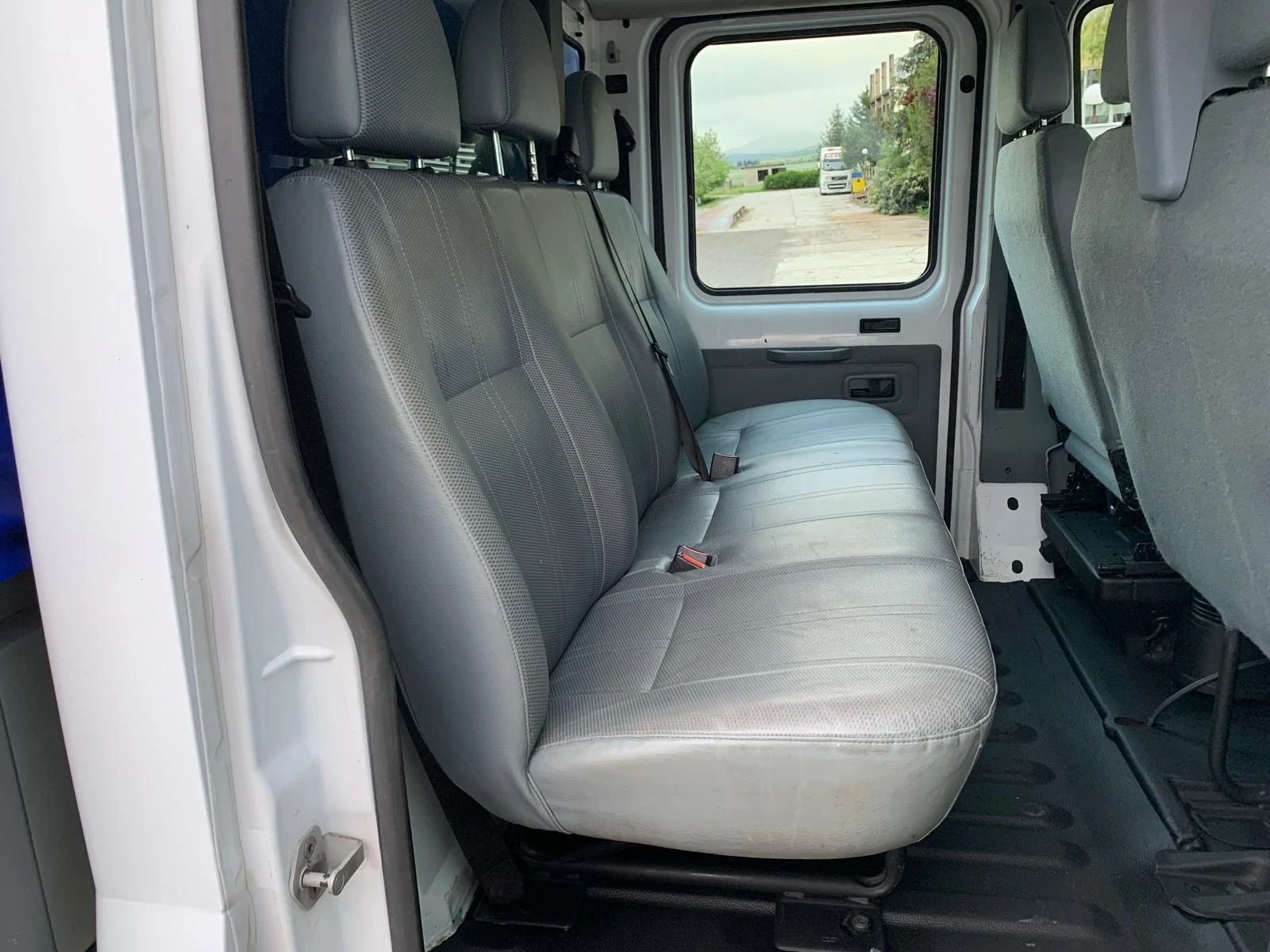 Ford Transit 3, 5т Категория В 6+ 1 места, снимка 15 - Бусове и автобуси - 54585870