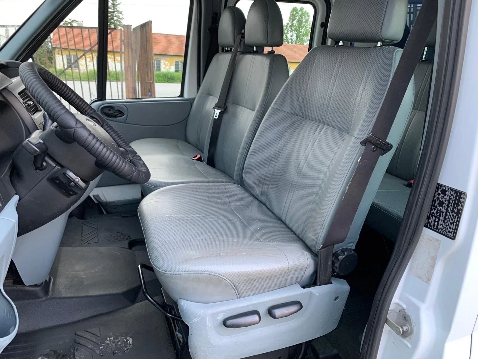 Ford Transit 3, 5т Категория В 6+ 1 места, снимка 17 - Бусове и автобуси - 54585870