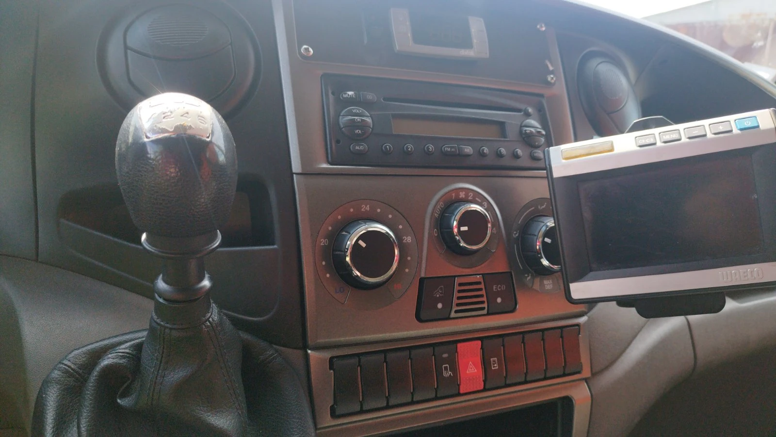 Iveco 35c13, снимка 3 - Бусове и автобуси - 54995088