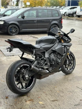 Обява за продажба на Yamaha YZF-R1 ~28 499 лв. - изображение 2 | Auto.bg Обява за продажба на Yamaha YZF-R1 ~28 499 лв. - изображение 2