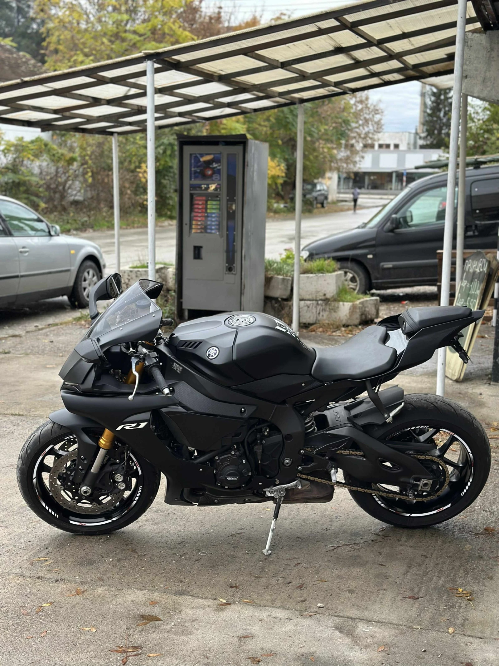 Yamaha YZF-R1  - изображение 6