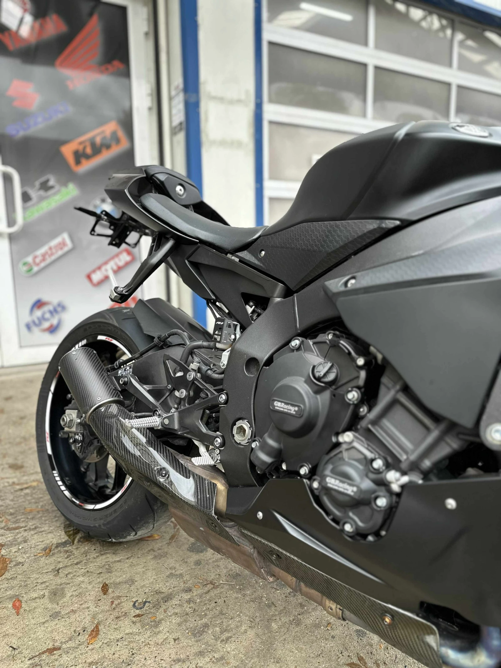 Yamaha YZF-R1  - изображение 10