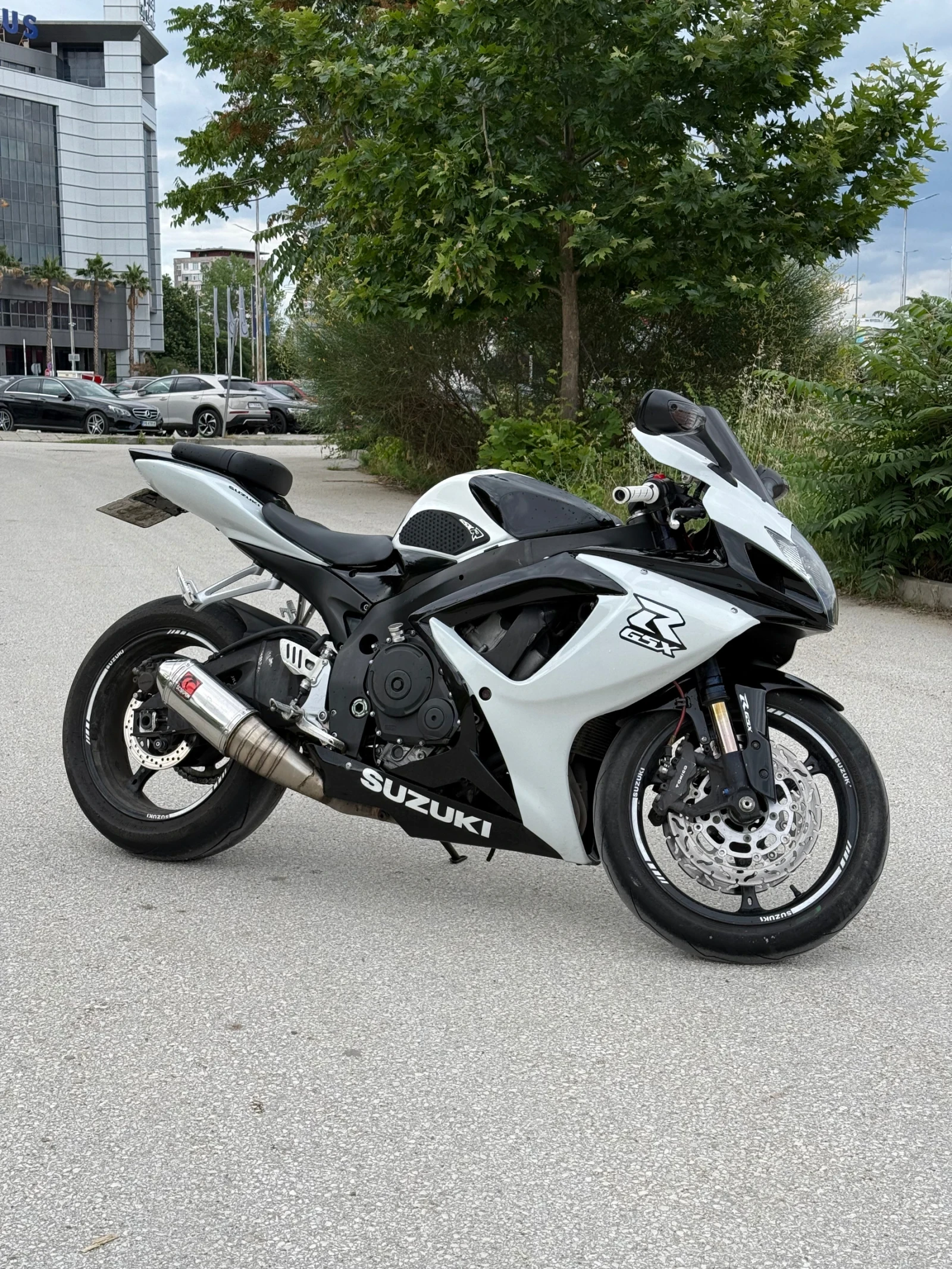 Suzuki Gsxr K7 750